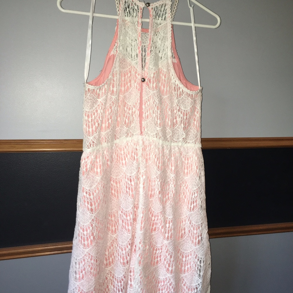 Cream/Coral lace dress - Picture 3 of 4
